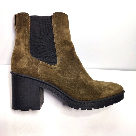 Vince Henderson Suede Chelsea Ankle Boot Army Olive Green Women's Size 9.5M - Picture 2 of 10